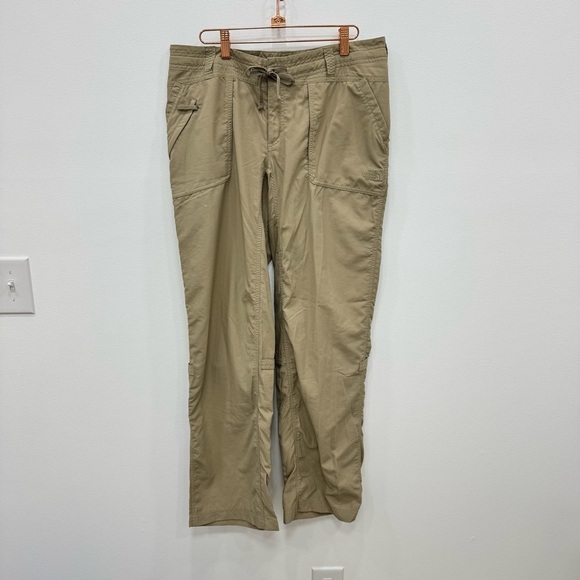 The North Face khaki nylon pants hiking outdoor convertible roll up Sz 12 - Picture 1 of 6